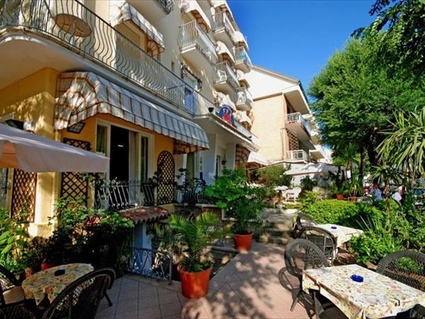 Hotel Corallo Garnì a Cattolica