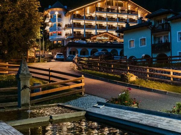 Hotel Cesa Tyrol a Canazei